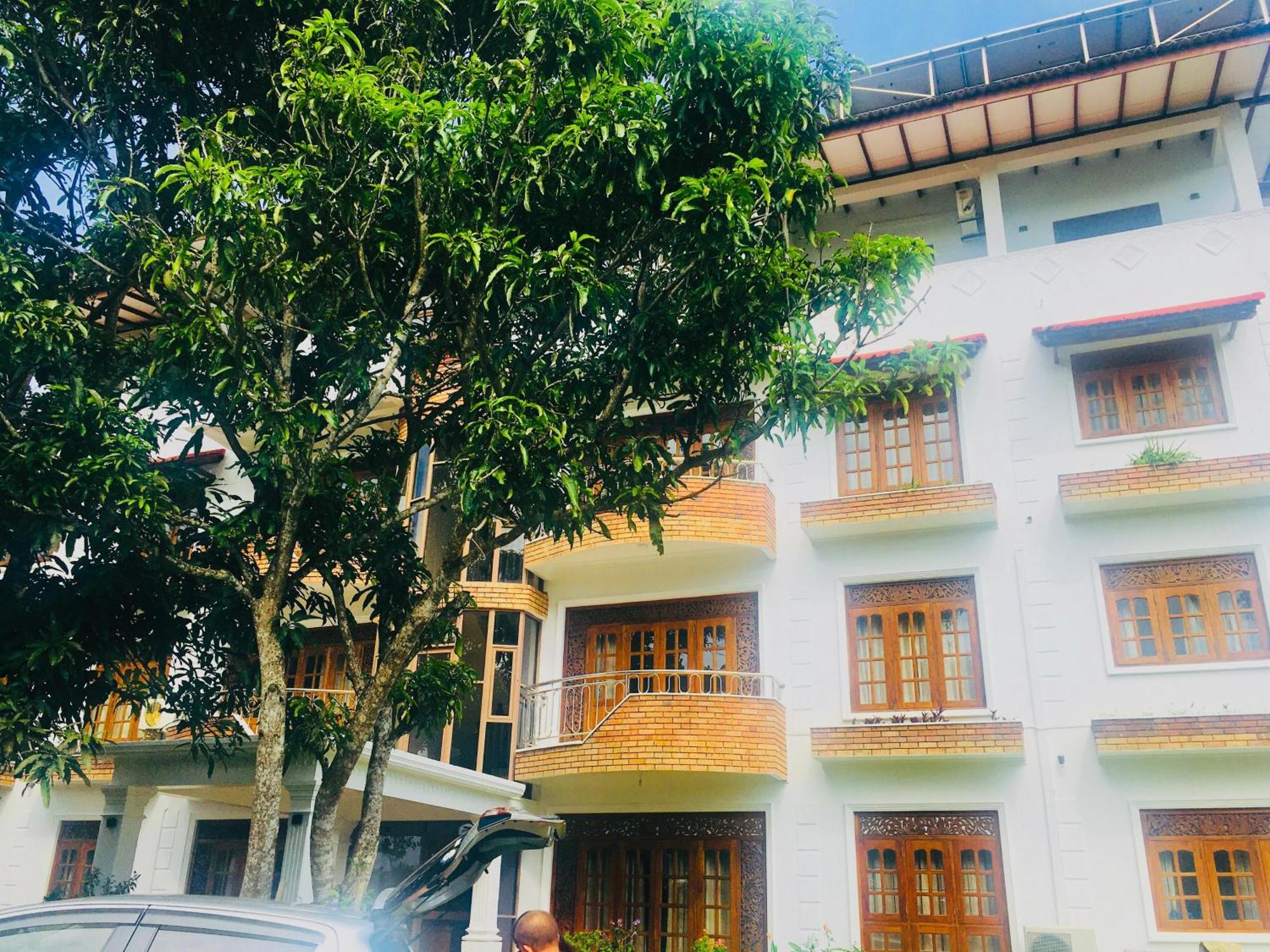 Mount House Hotel Apartment Dickwella Exterior foto
